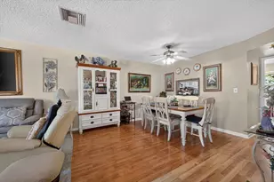 55 SE 14th St, Boca Raton, FL 33432 - Photo 8