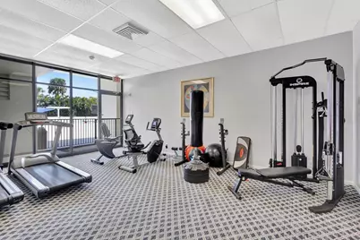 2000 Presidential Way #702, West Palm Beach, FL 33401 - Photo 18