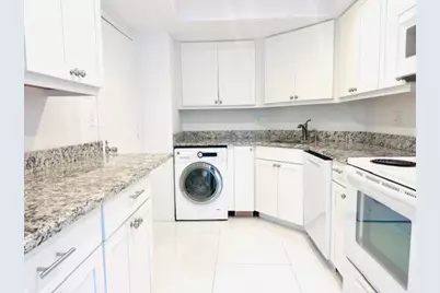 2000 Presidential Way #702, West Palm Beach, FL 33401 - Photo 6
