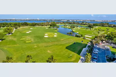 2000 Presidential Way #702, West Palm Beach, FL 33401 - Photo 2