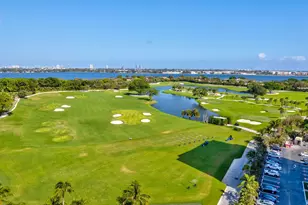 2000 Presidential Way, West Palm Beach, FL 33401 - Photo 2