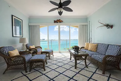 21 Harbour Isle Drive W #Ph02, Fort Pierce, FL 34949 - Photo 2