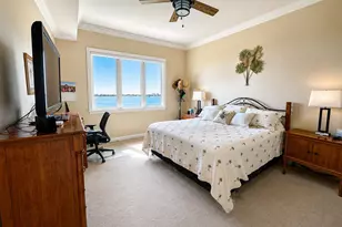21 Harbour Isle Dr W, Fort Pierce, FL 34949 - Photo 8