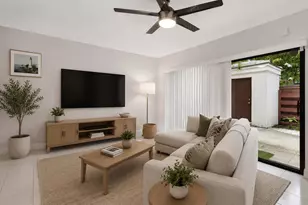 3015 Oaktree Ln, Hollywood, FL 33021 - Photo 4