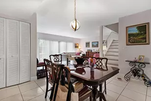 3015 Oaktree Ln, Hollywood, FL 33021 - Photo 8