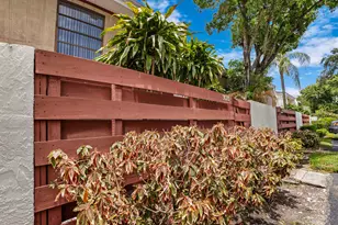 3015 Oaktree Ln, Hollywood, FL 33021 - Photo 24