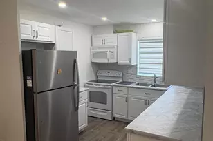 2522 Emory Dr E, West Palm Beach, FL 33415 - Photo 2