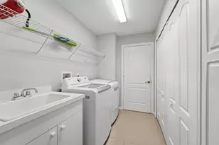 2314 SE Calcutta Cir, Port Saint Lucie, FL 34952 - Photo 32
