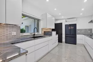 2614 NE 15th St, Fort Lauderdale, FL 33304 - Photo 10