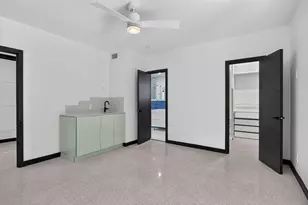 2614 NE 15th St, Fort Lauderdale, FL 33304 - Photo 32