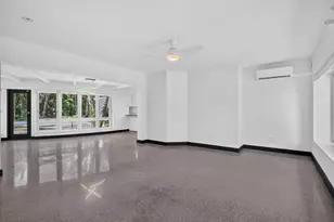 2614 NE 15th St, Fort Lauderdale, FL 33304 - Photo 2