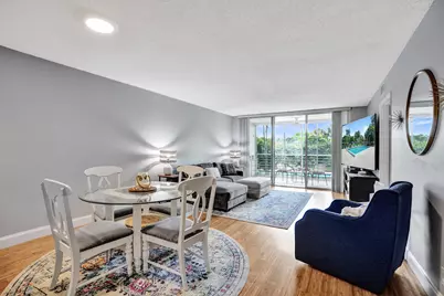 4200 Oaks Terrace #203, Pompano Beach, FL 33069 - Photo 2