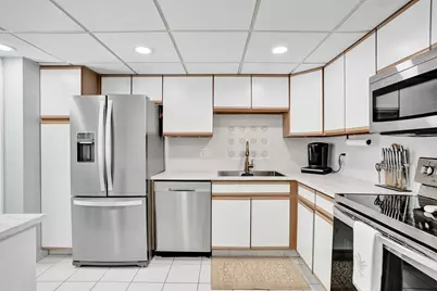 4200 Oaks Terrace #203, Pompano Beach, FL 33069 - Photo 8