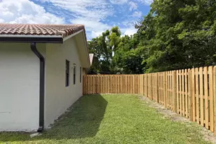 1722 NW 93rd Terrace, Coral Springs, FL 33071 - Photo 8