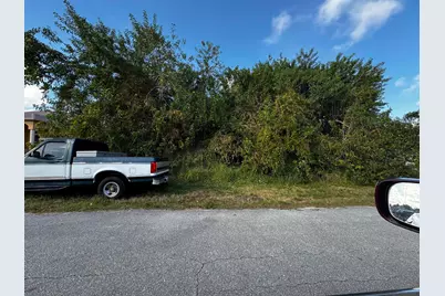 951 SW McElroy Avenue, Port Saint Lucie, FL 34953 - Photo 1
