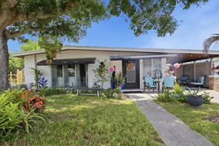 54 20th Ln SW, Vero Beach, FL 32962 - Photo 1