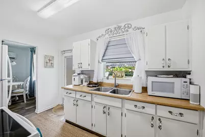 54 20th Lane SW, Vero Beach, FL 32962 - Photo 22
