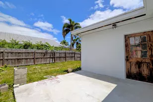 407 NW 7th St, Boynton Beach, FL 33426 - Photo 24