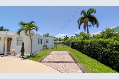 407 NW 7th Street #A, Boynton Beach, FL 33426 - Photo 4