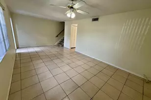 8028 SW 17th Pl, Davie, FL 33324 - Photo 12