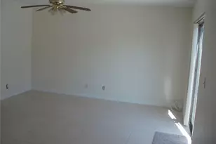 8028 SW 17th Pl, Davie, FL 33324 - Photo 4