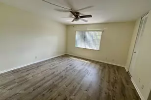 8028 SW 17th Pl, Davie, FL 33324 - Photo 14