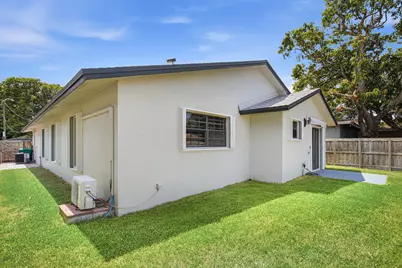 110 NW 6th Avenue, Dania Beach, FL 33004 - Photo 48