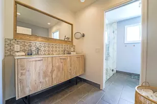1000 NE 8th St, Pompano Beach, FL 33060 - Photo 18