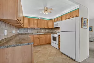 2049 Ventnor O Crescent, Deerfield Beach, FL 33442 - Photo 2