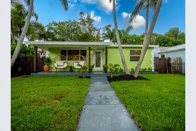 418 N Palmway, Lake Worth Beach, FL 33460 - Photo 2