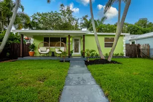 418 N Palmway, Lake Worth Beach, FL 33460 - Photo 2