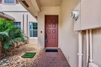 3355 Lakeside Drive, Davie, FL 33328 - Photo 4