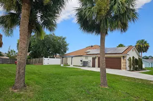 1637 SW La Gorce Ave, Port Saint Lucie, FL 34953 - Photo 4