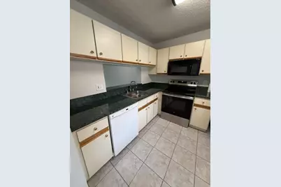 3031 Holiday Springs Boulevard #202-7, Margate, FL 33063 - Photo 6