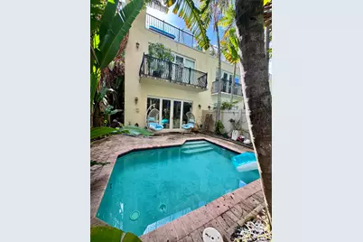 808 N Victoria Park Road, Fort Lauderdale, FL 33304 - Photo 1