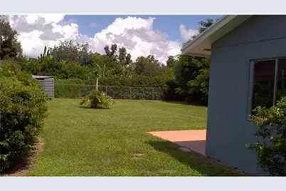 6315 Bischoff Road, West Palm Beach, FL 33413 - Photo 4