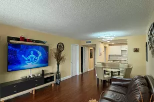 9355 SW 8th St, Boca Raton, FL 33428 - Photo 16