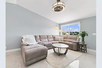 5396 Benjamin Avenue, Boynton Beach, FL 33472 - Photo 10