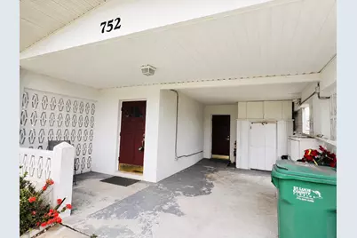752 Oak Street, Port Saint Lucie, FL 34952 - Photo 2