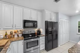 2898 SW 22nd Cir, Delray Beach, FL 33445 - Photo 14