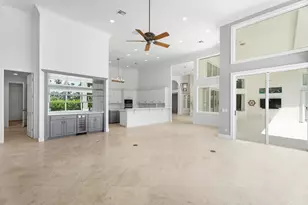 6841 SE Harbor Cir, Hutchinson Island, FL 34996 - Photo 20