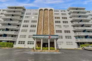 401 NE 14th Ave, Hallandale, FL 33009 - Photo 12