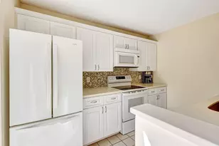 2332 23rd Ct, Jupiter, FL 33477 - Photo 14