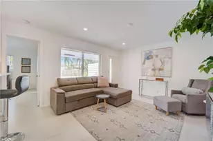 50 NE 30th Ct, Wilton Manors, FL 33334 - Photo 12