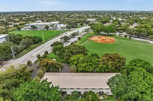 2510 Riverside Dr, Coral Springs, FL 33065 - Photo 28