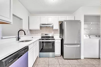2510 Riverside Drive #2510, Coral Springs, FL 33065 - Photo 2