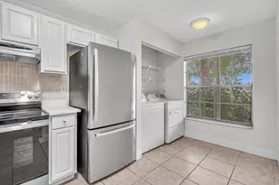 2510 Riverside Dr, Coral Springs, FL 33065 - Photo 4