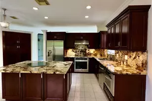 7470 NW 1st Pl, Plantation, FL 33317 - Photo 8