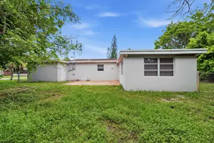 5131 SW 6th St, Margate, FL 33068 - Photo 32