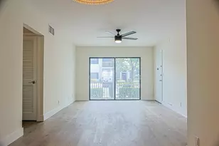 130 Cypress Club Dr, Pompano Beach, FL 33060 - Photo 4